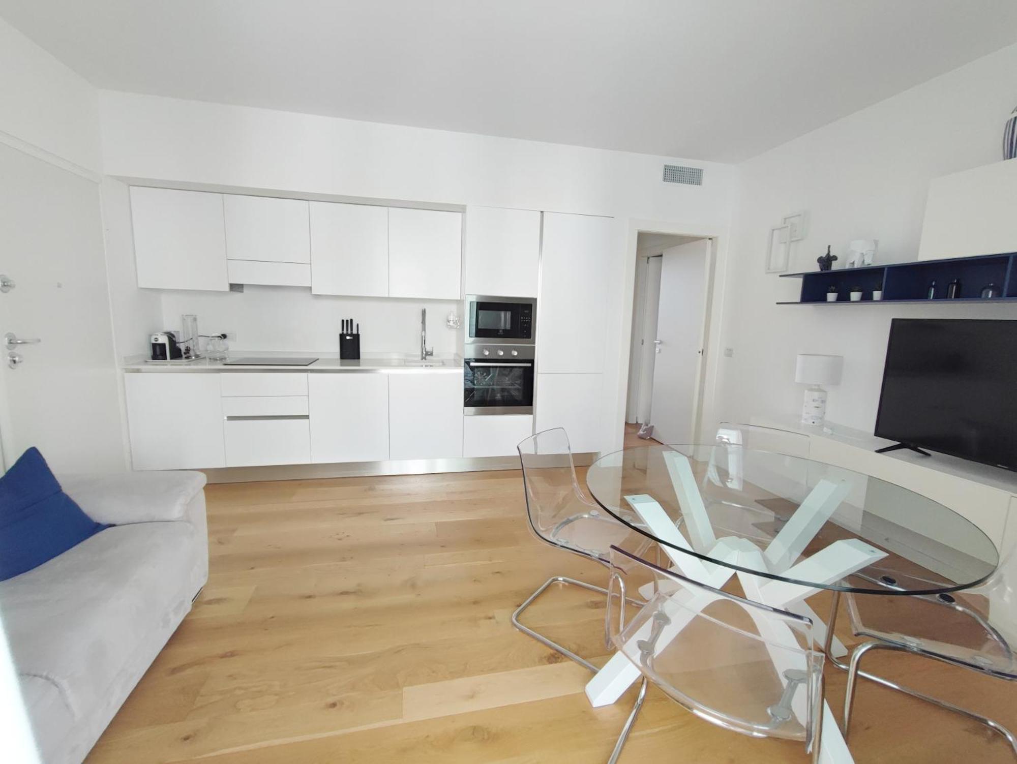 Wave Apartment
